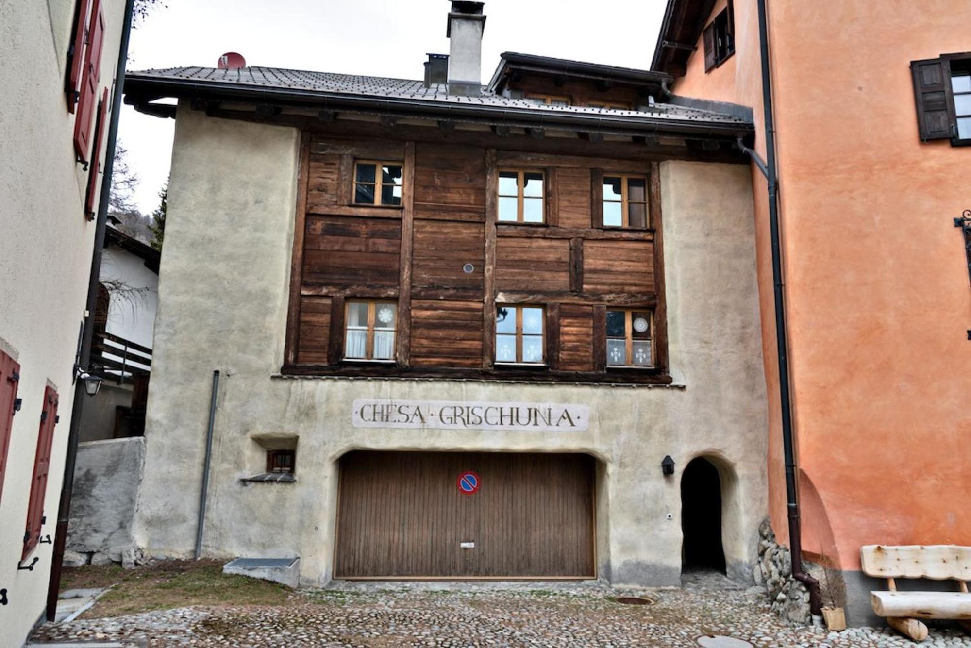 Chesa Grischuna - Madulain Buitenkant foto